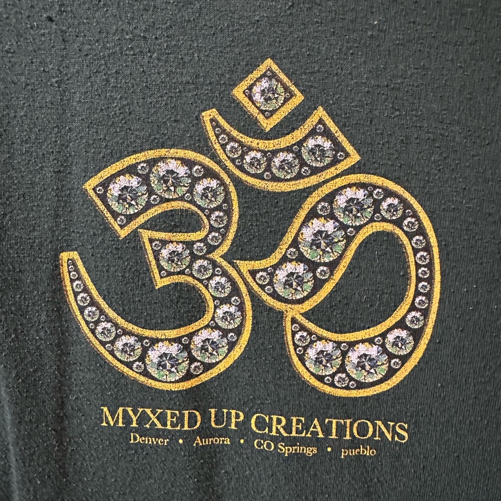Myxed Up Creations shirt